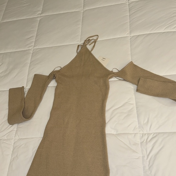 Glassons longsleeve halter knit dress - Picture 4 of 7